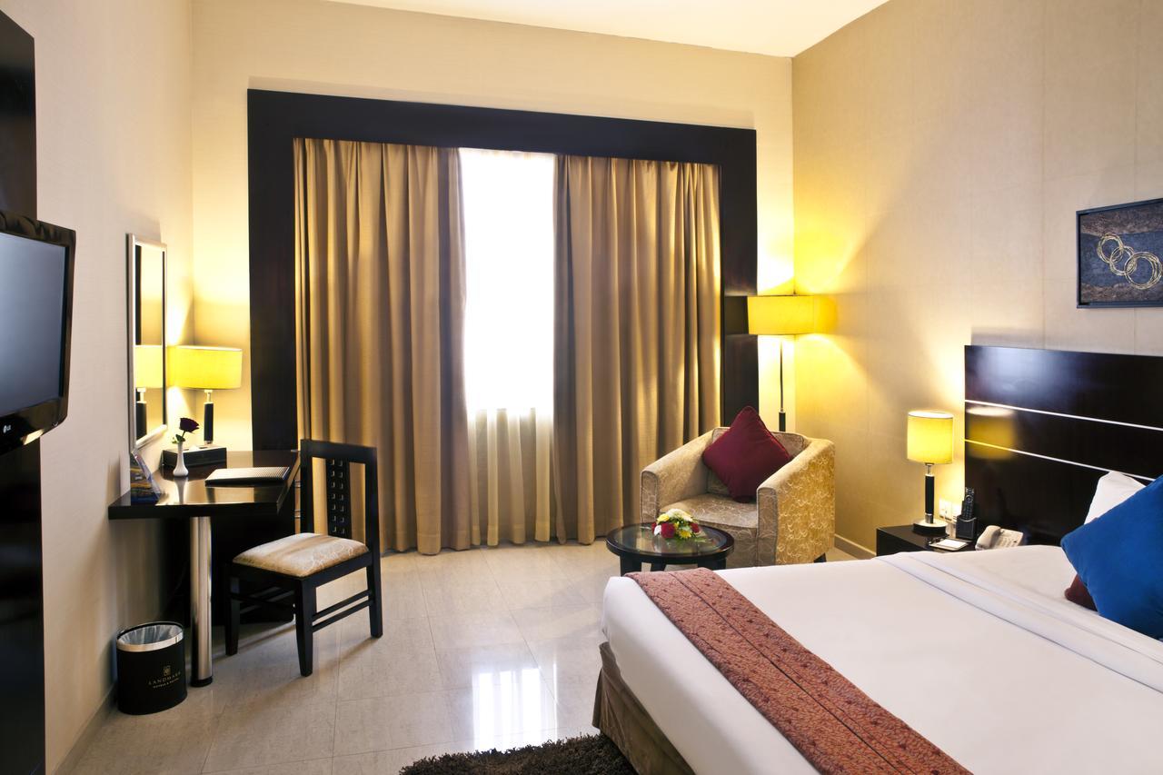 Landmark Riqqa Hotel Dubai Eksteriør bilde