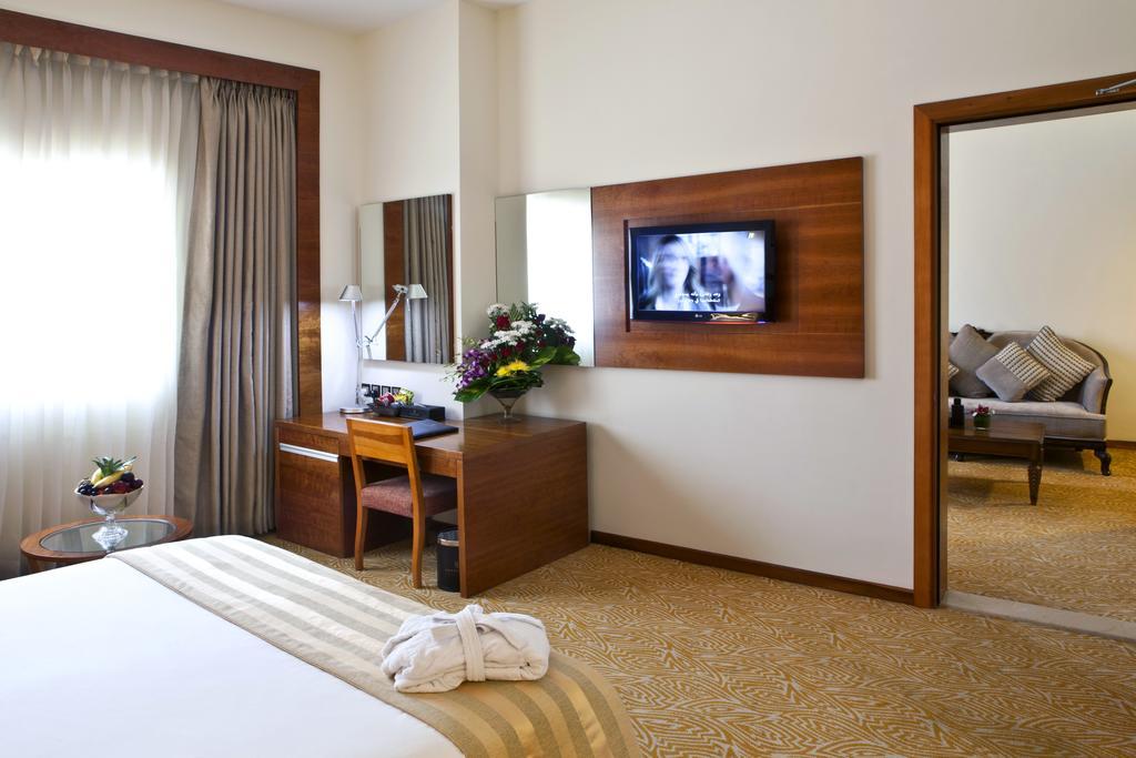 Landmark Riqqa Hotel Dubai Eksteriør bilde