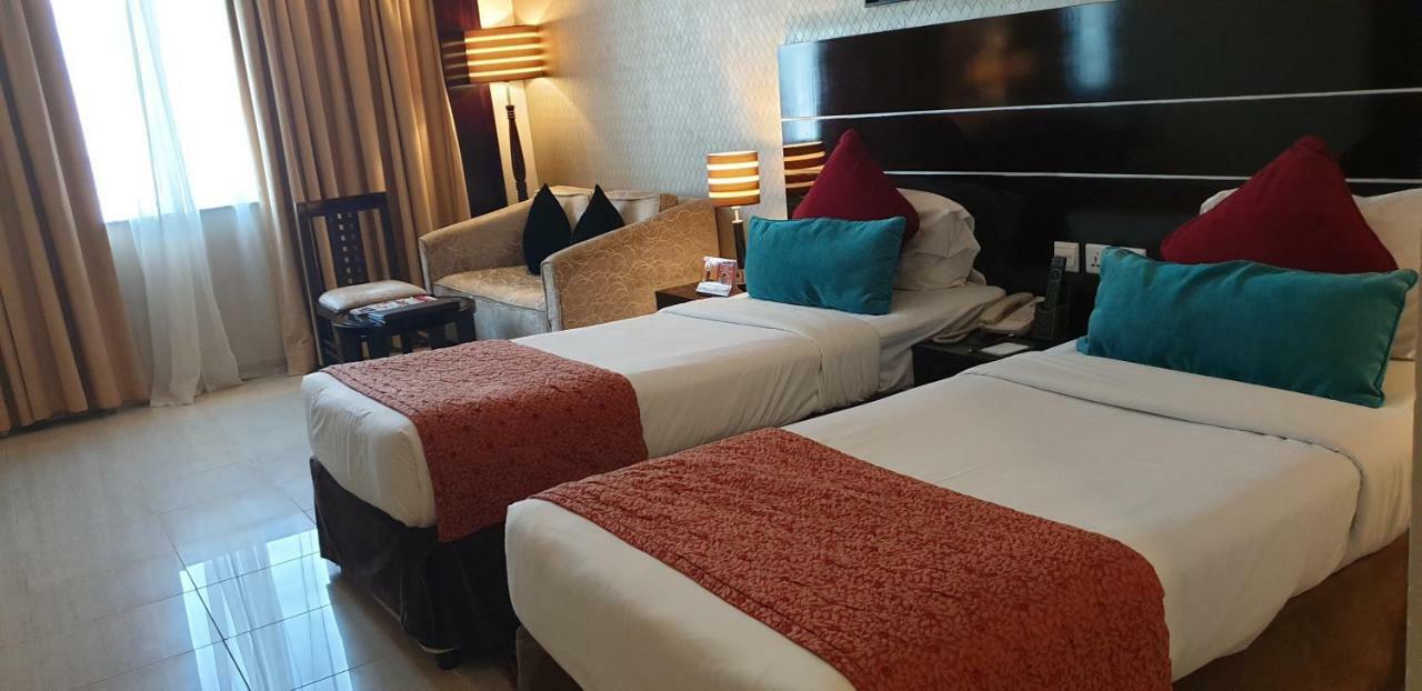 Landmark Riqqa Hotel Dubai Eksteriør bilde